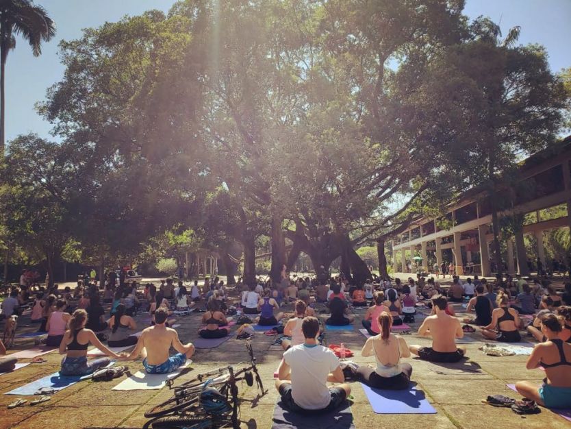 Publicitária e professora de yoga? Sim!